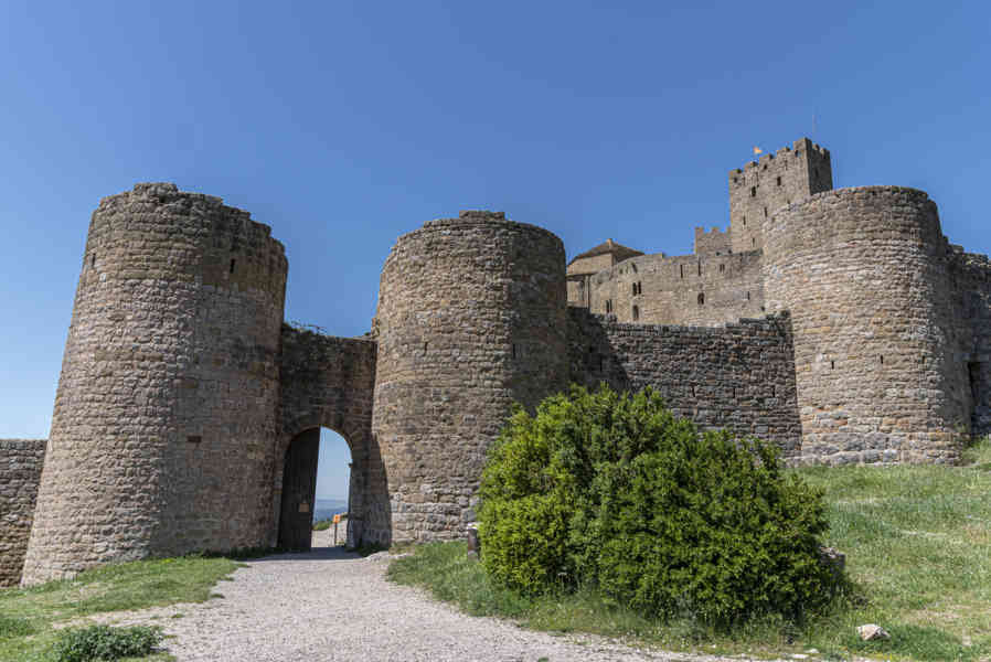 Huesca - Loarre - castillo de Loarre 13.jpg